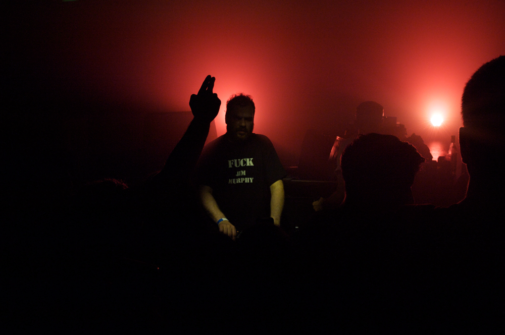 theartskl's tweet photo. Big thanks to every1 that came down on for the Foodbank Fundraiser w/ @JDTwitch @iamnightwave et al. Over £6K raised! http://t.co/nrUYBbZFaH