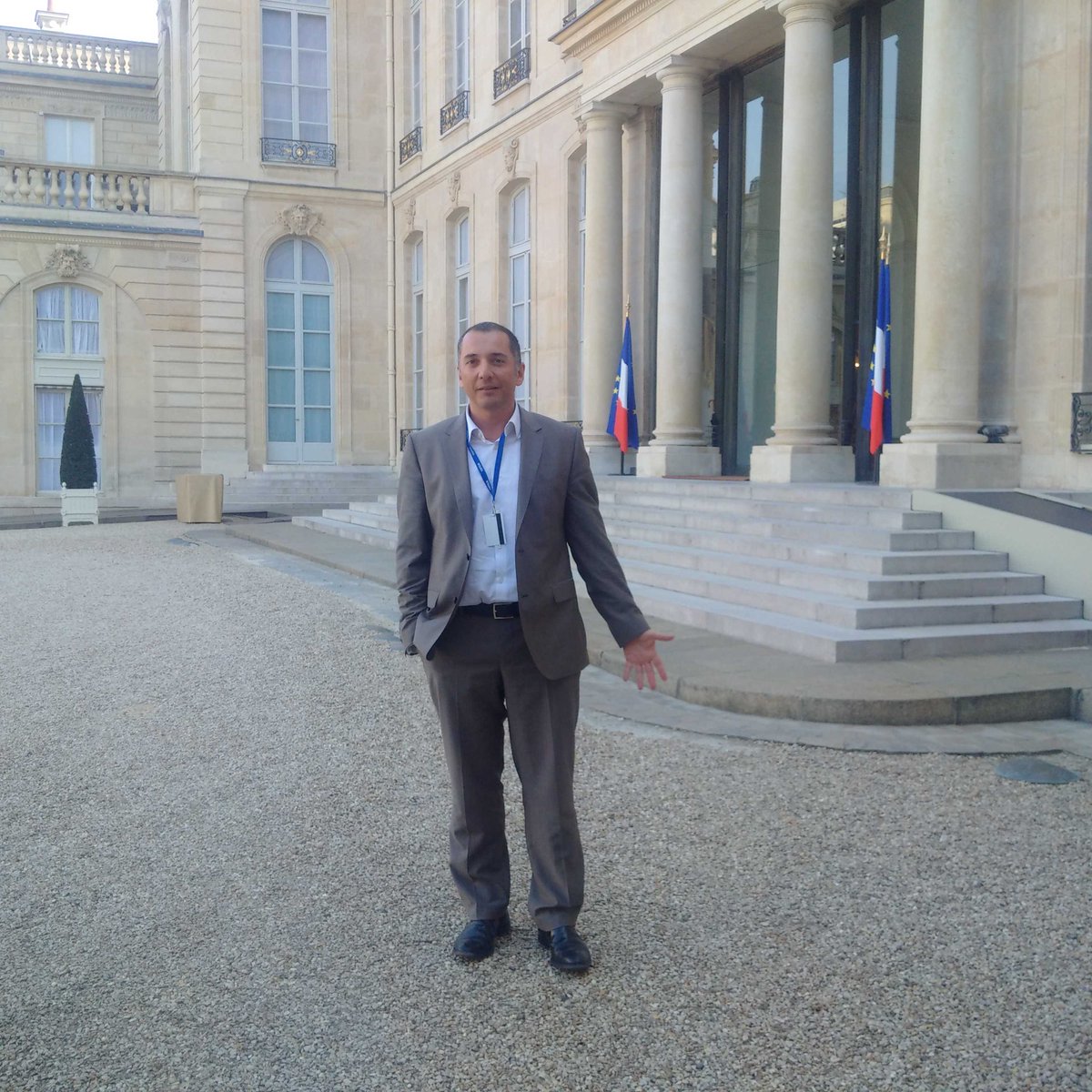 Laurent Laik tweet media