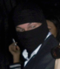 PeopleBehind_30's tweet photo. WTF #30STM #PeopleBehind http://t.co/r9JKmg7eBg