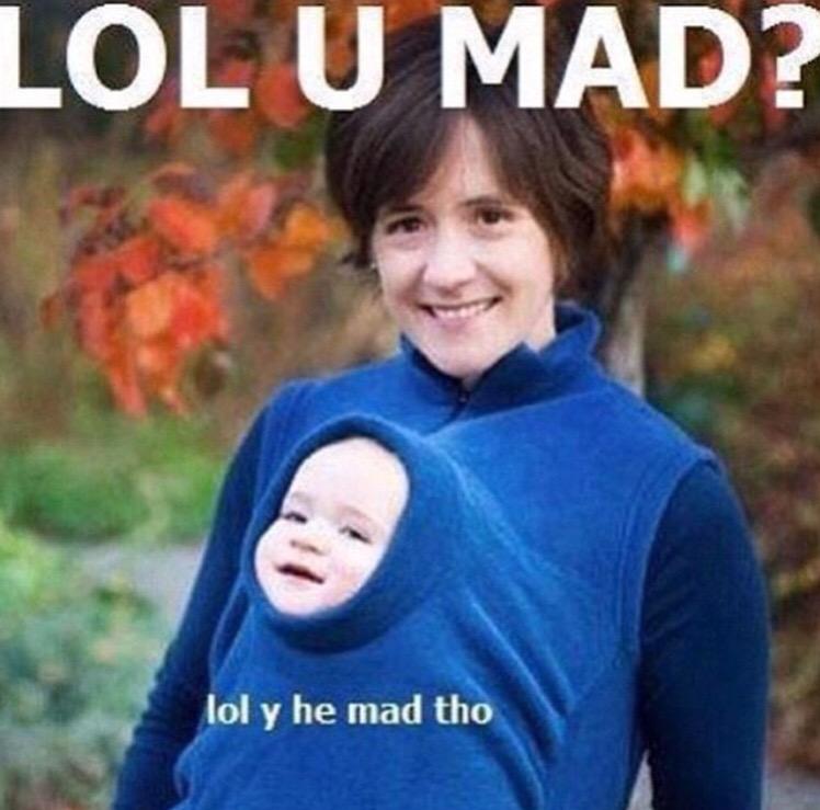 DUULnow's tweet photo. When you're #killstealing in team battles #LOL #LeagueOfLegends #esports #duul http://t.co/0IynBRadZg http://t.co/Sz1gixZgen