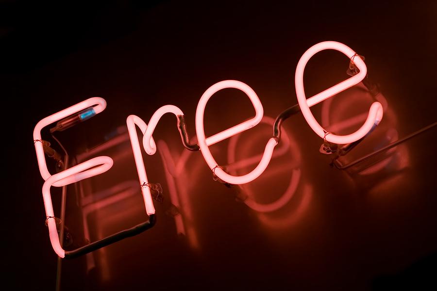 15 Top Websites to Find #FreeImages For Your #ContentMarketing ow.ly/KnxrH  #marketingtips #bloggingtips