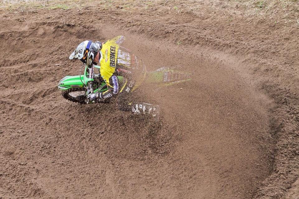 TeamHNHF tweet media