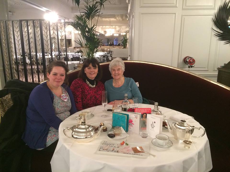 mcourtley19's tweet photo. @PANDORA_UK 
Three generations celebrating the youngest's  third decade with afternoon tea.
#PANDORAgenerations http://t.co/zAYYm6igh1