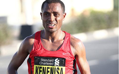 runnersworld's tweet photo. .@KenenisaBekele has withdrawn from the @LondonMarathon due to injury: http://t.co/JUF5aHB7Rn http://t.co/PoOjgyc0sL