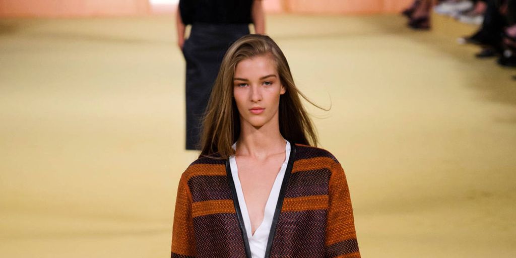 The Best Looks From Paris Fashion Week: Spring 2015 bit.ly/1Dt9FFc