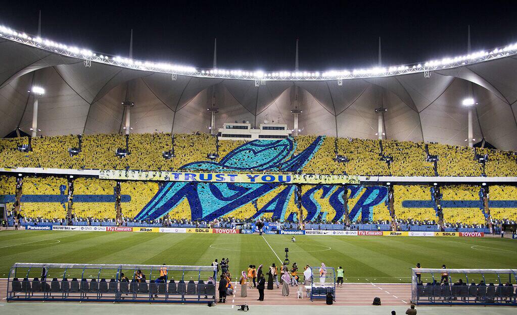 AlnassrFans's tweet photo. تيفو النصر في مباراة #النصر_بيروزي 
أول عالمي من اسيا 
#تيفو_العالمية http://t.co/HpGHwszHVD