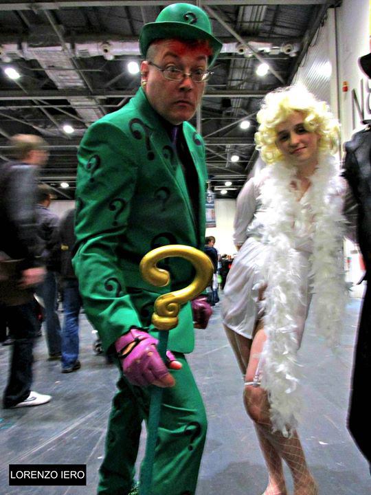 GothamcosplayUk's tweet photo. More Gotham mayhem at #LSCC2015 #cosplay #TwoFace #Penguin #Riddler #Joker #Batwoman #Arrow #TimDrake #GCUK http://t.co/e1u7Mvl3Ab