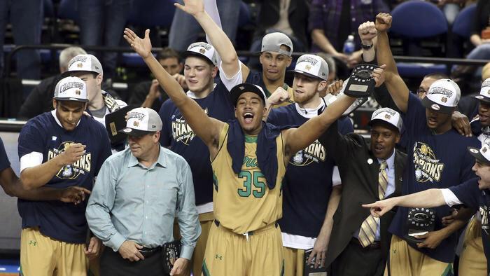 MadnessFaceoffs's tweet photo. *Midwest Region
RT for Notre Dame (3)
FAV for Northwestern (14) http://t.co/Uxb63IWY8L
