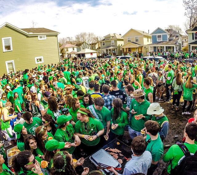 UDGrlProbs's tweet photo. Bring on the madness. http://t.co/SnOS0Bf1sl