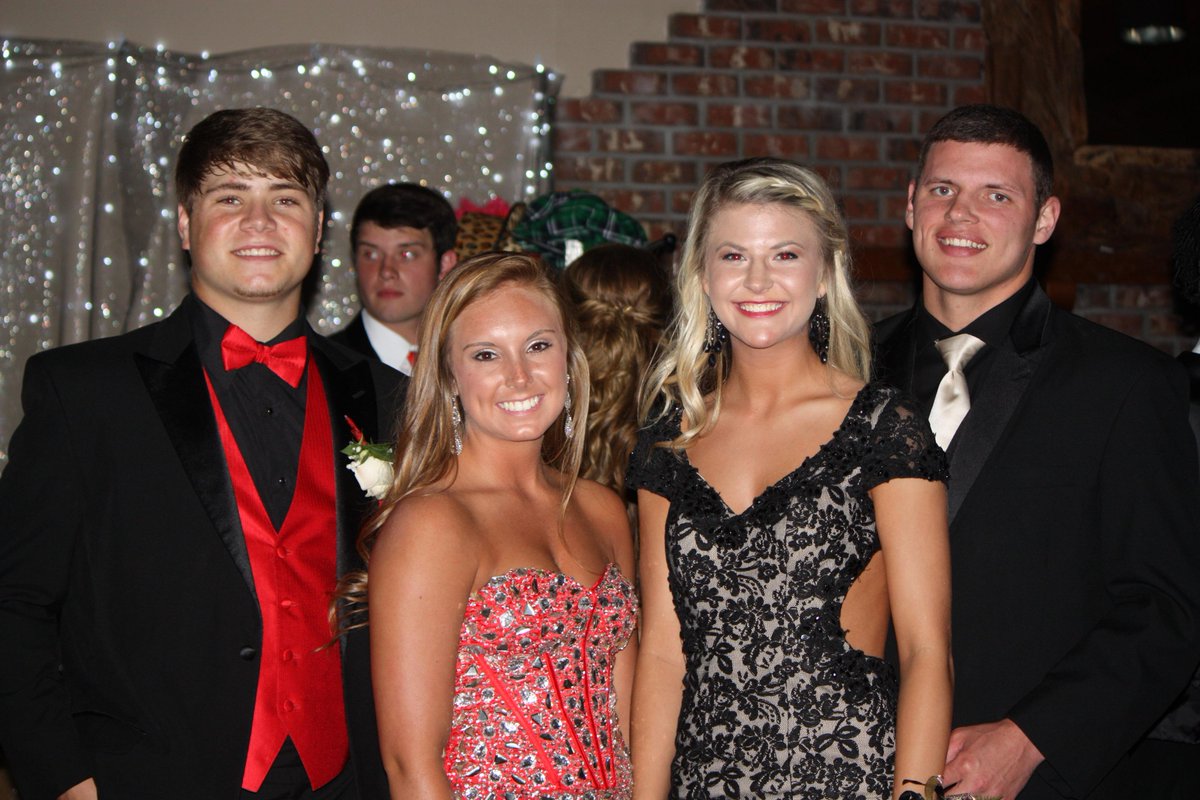 MsNeelySHS's tweet photo. Prom Night!!! @Satsuma_High http://t.co/tgPNE15Nm0