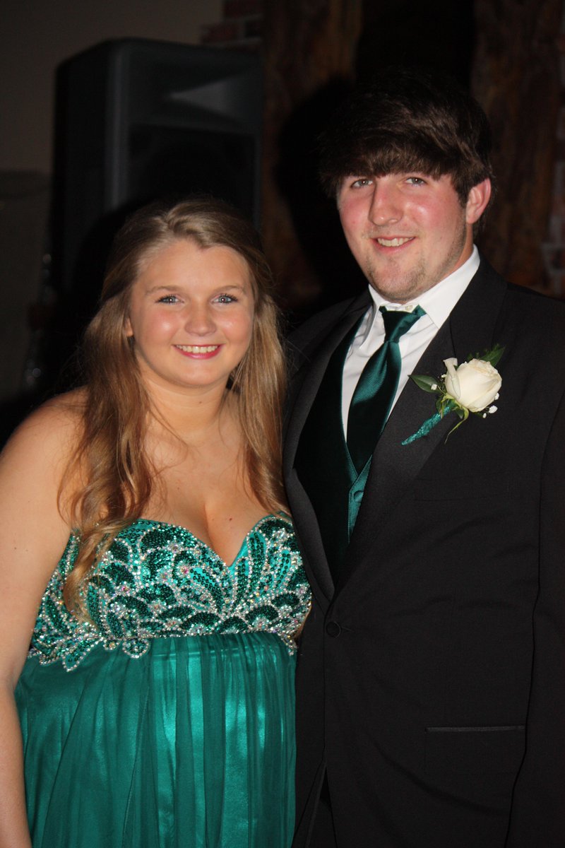 MsNeelySHS's tweet photo. Prom Night!!!!  @Satsuma_High http://t.co/n2OT7MDfLG