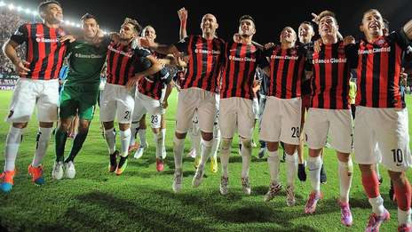 PuroGool's tweet photo. San Lorenzo se quedó con el clásico.
Para más información visite nuestro Facebook:
https://t.co/eTPdt4OwEj http://t.co/zXVpyMyeHn