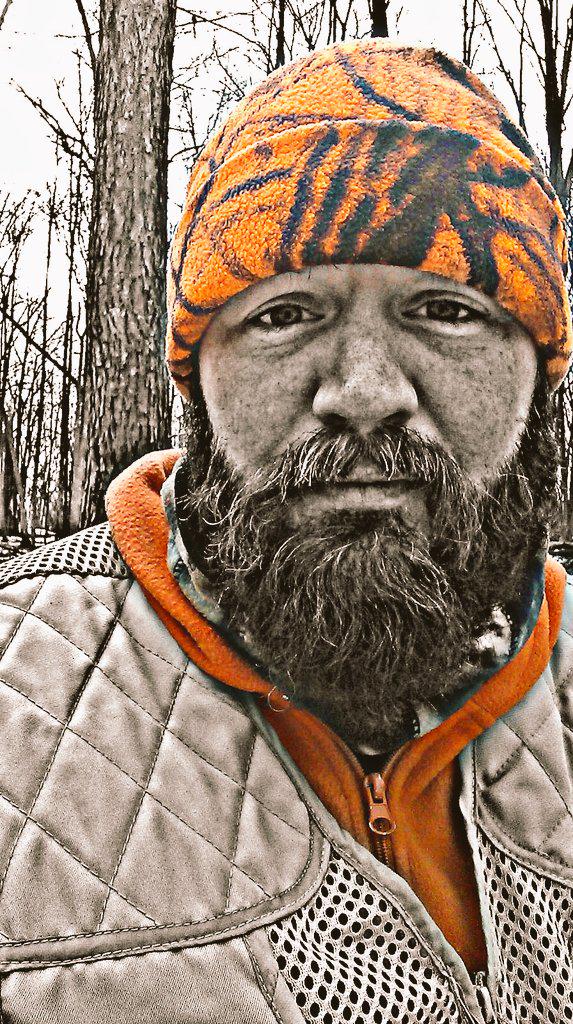 Beards_N_Bacon's tweet photo. #beardedhunter #smallgameseason #Huntinwabbits @OfficialBeardsy @BeardCircus @RateMyBeard @_Beard_Love_ @BILFuk http://t.co/5XPRA1X2FI