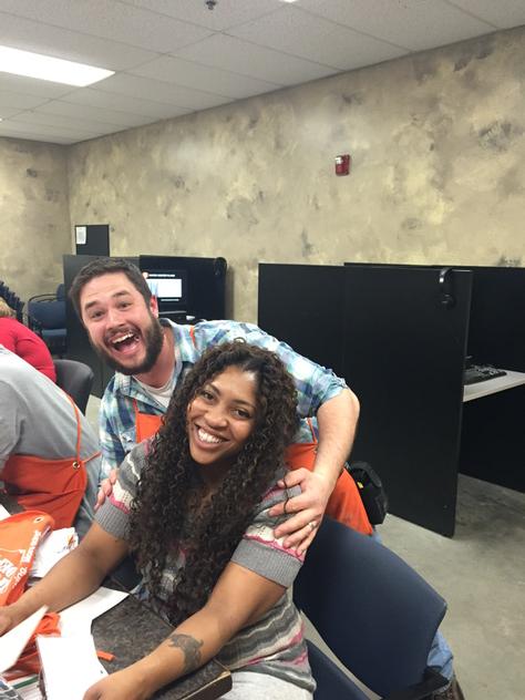 Forevermjn's tweet photo. Congratulations Kim DS of garden on her Gold milestone ! @3885 #storepride http://t.co/pusM23iXZ3