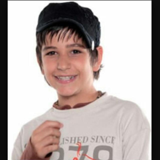 CamiloEfcb's tweet photo. El tiempo a pasado, no hace mucho eras ese niño tierno que estaba nervioso, con intensión de cautivar al universo 🎂🎈🎊 http://t.co/jtFw212vO5