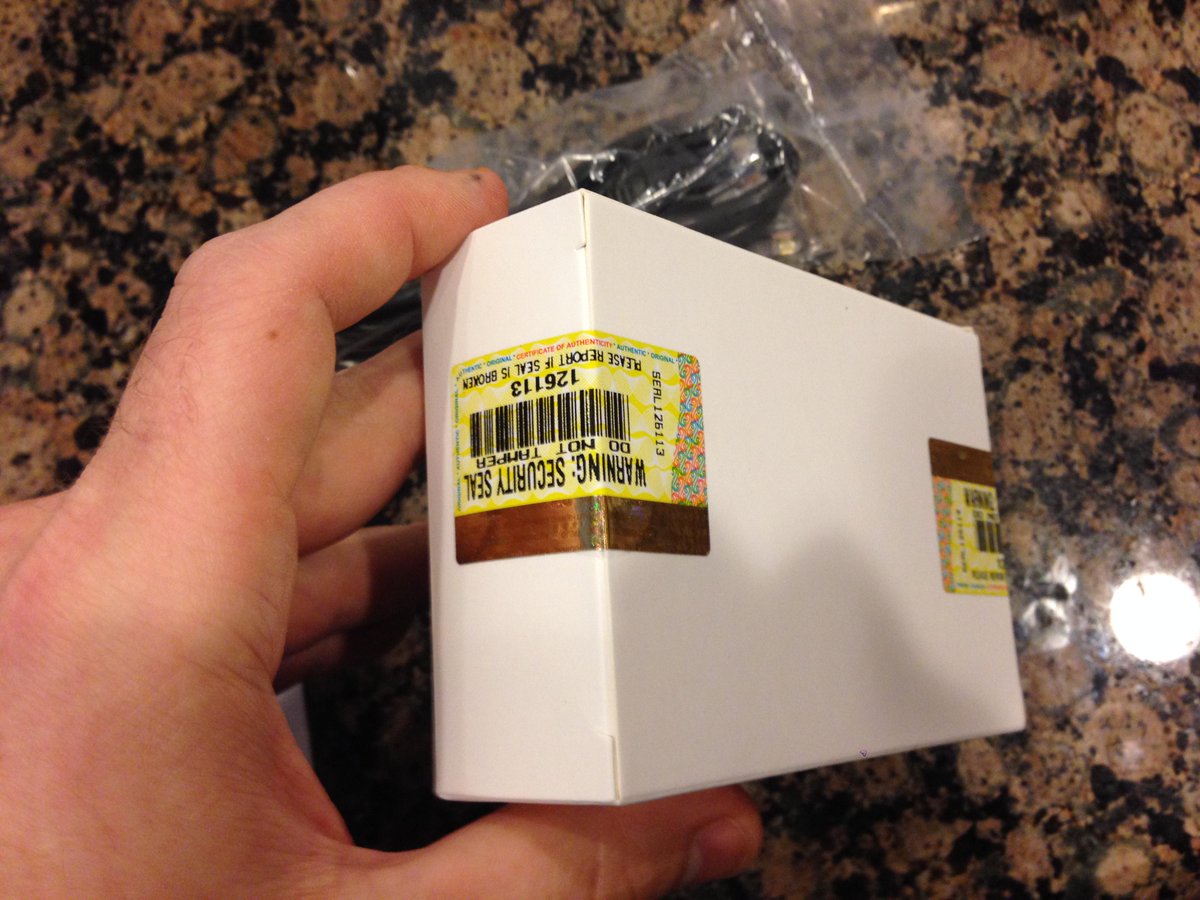 kamando's tweet image. Received my @invizbox today. Comes security sealed. Fully ready to plug in and run Tor in seconds. #PrivacyMadeEasy