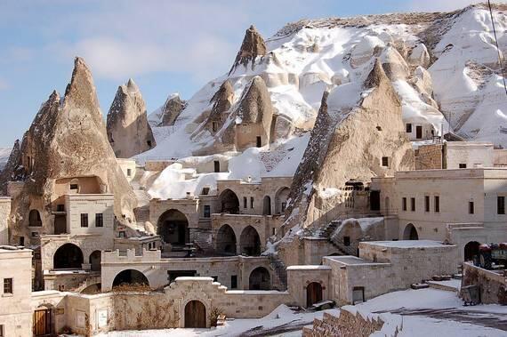 _Paisajes_'s tweet photo. La hermosa ciudad de Goreme, Turquía http://t.co/manZoSJ9dR