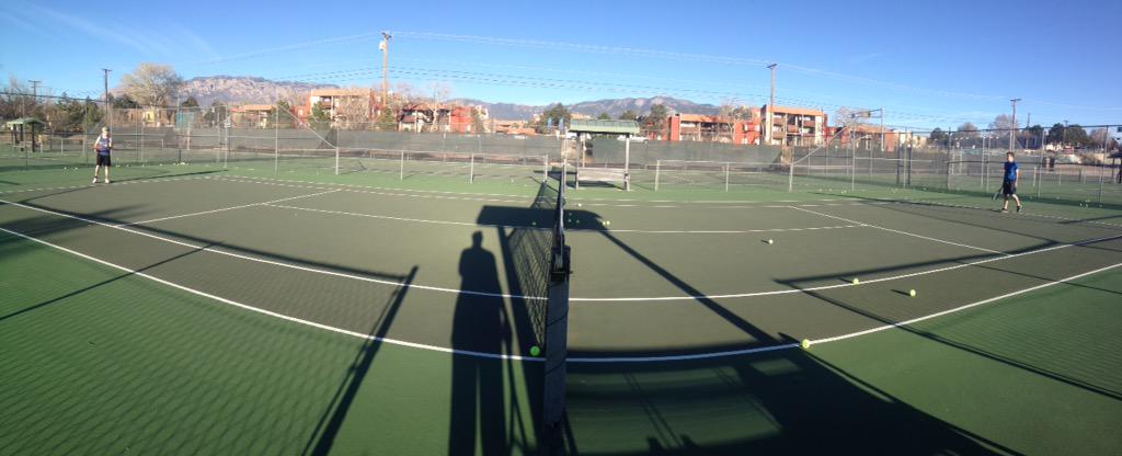 kim_stidworthy's tweet photo. So awesome being able to get back on the courts today!!! πΎπΎπΎ #servinitup http://t.co/sWFMUM89ie