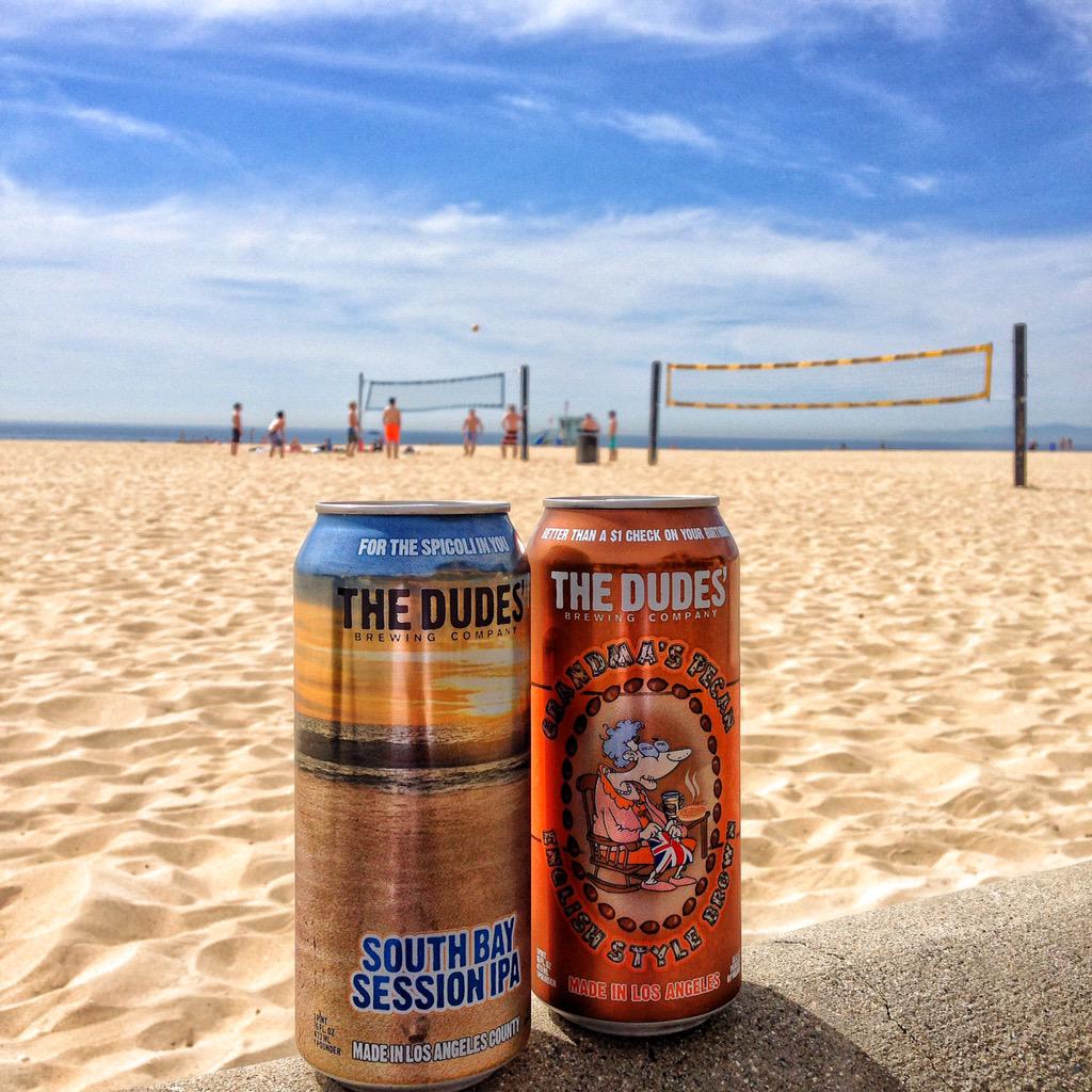 thedudesbrew's tweet photo. Mondays are rough dude... #thedudesbrew #craftbeer #southbay #grandmaspecan #southbaysession http://t.co/hKLakfEbtg