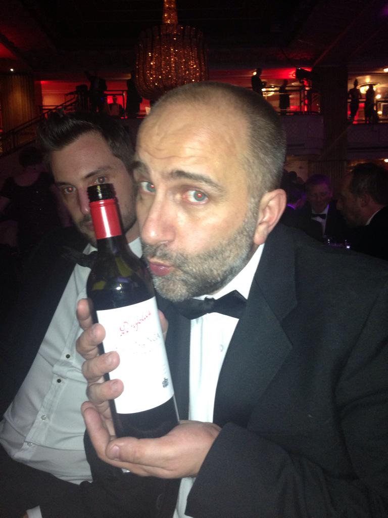 SmithyEm1's tweet photo. We've found him! #FoundColin #PublicanAwards #skyglamcam #Table14 http://t.co/Wbzp5CnPW2