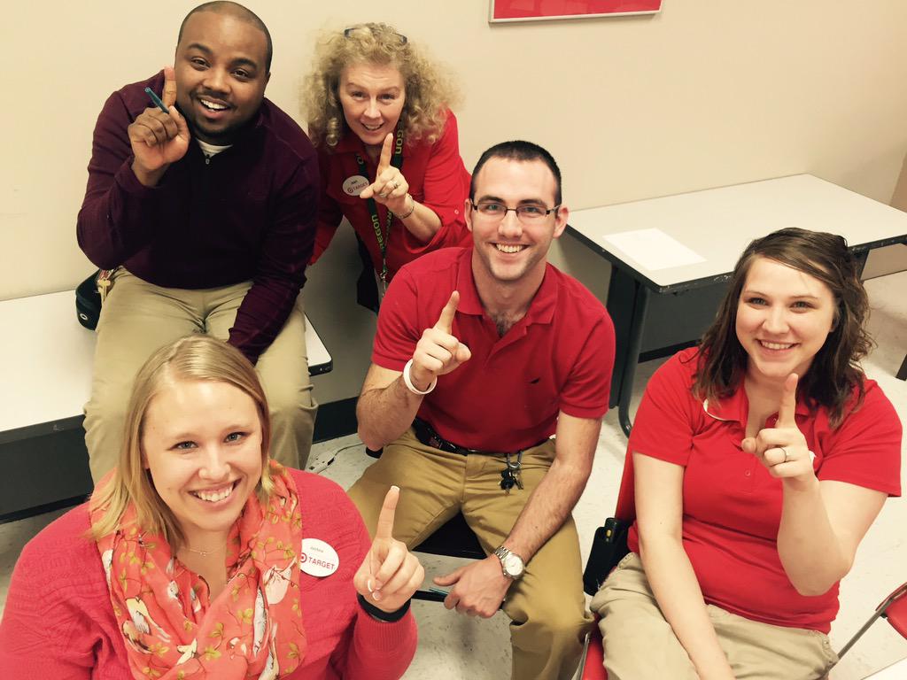 T100 is ready to bring back the D101 SWAG. Thx for the pep talk <a href="/JenHatlevig/">Jennifer Hatlevig</a>. #pressuremakesdiamonds <a href="/bob_orourke/">Bob O'Rourke</a>