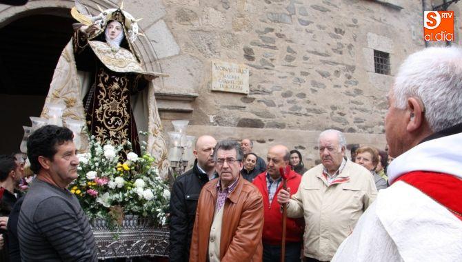 SArtvALDIA's tweet photo. ALBA DE TORMES | La imagen de Santa Teresa se reencontrará con los albenses el 28 de marzo http://t.co/VnNUrNlU69 http://t.co/tRogJu8qTN