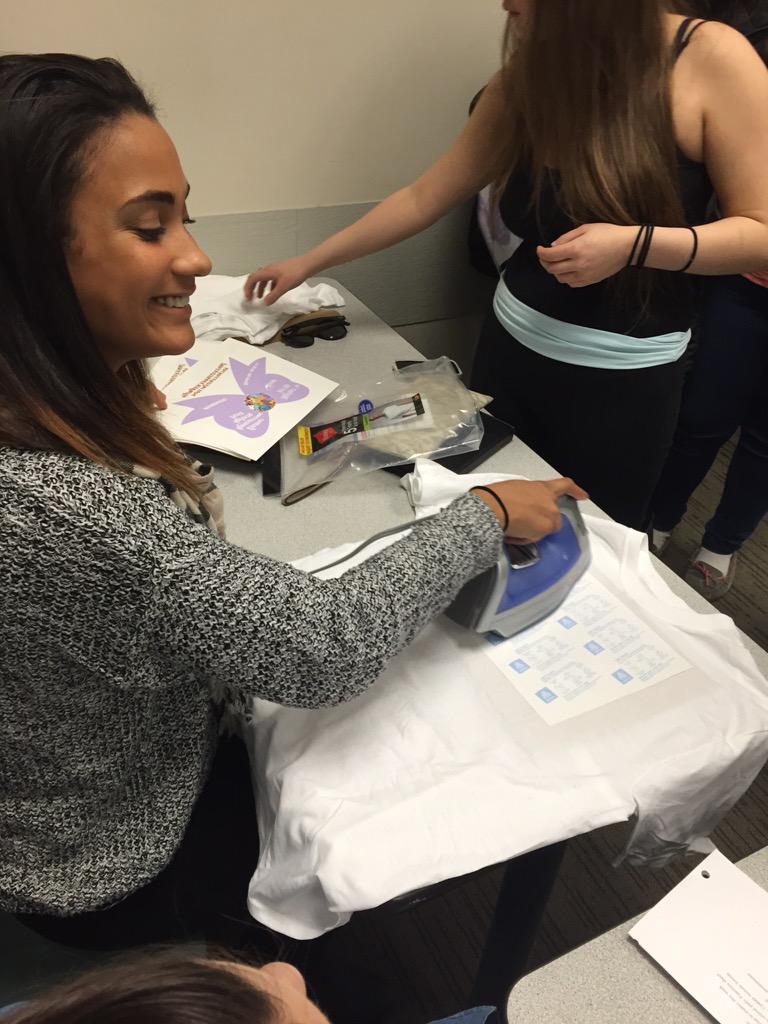 HumberSAA2015's tweet photo. Looks like our team is making our shirts! keep an eye out for them around Campus #SAApureimagination @HumberLife http://t.co/u6Yl6kLYfh