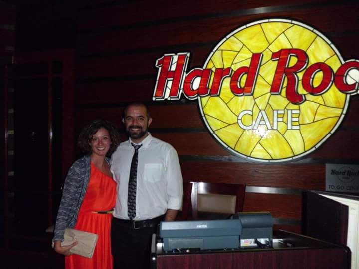 TheMiamiLover's tweet photo. Si vas a #Miami no puedes dejar de visitar el @HardRockHolly... Un clásico!!! #hardrock #food #florida http://t.co/7r14OEajDy
