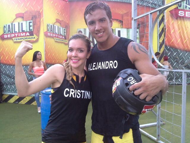TCdeportesEC's tweet photo. Los amarillos ¿Se recuperarán? ¡Da RT si los apoyas y dices: #SeSalvaCristina y #SeSalvaAlejandro!

#1raEliminación7 http://t.co/YJsQESkdV7