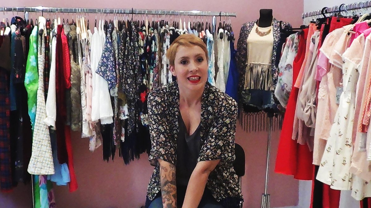 offtherecord_15's tweet photo. Blanca Escudero es una joven emprendedora en torno al mundo de la moda. #OffTheRecord #Muévete #PrimerPrograma http://t.co/6spjPgODKI