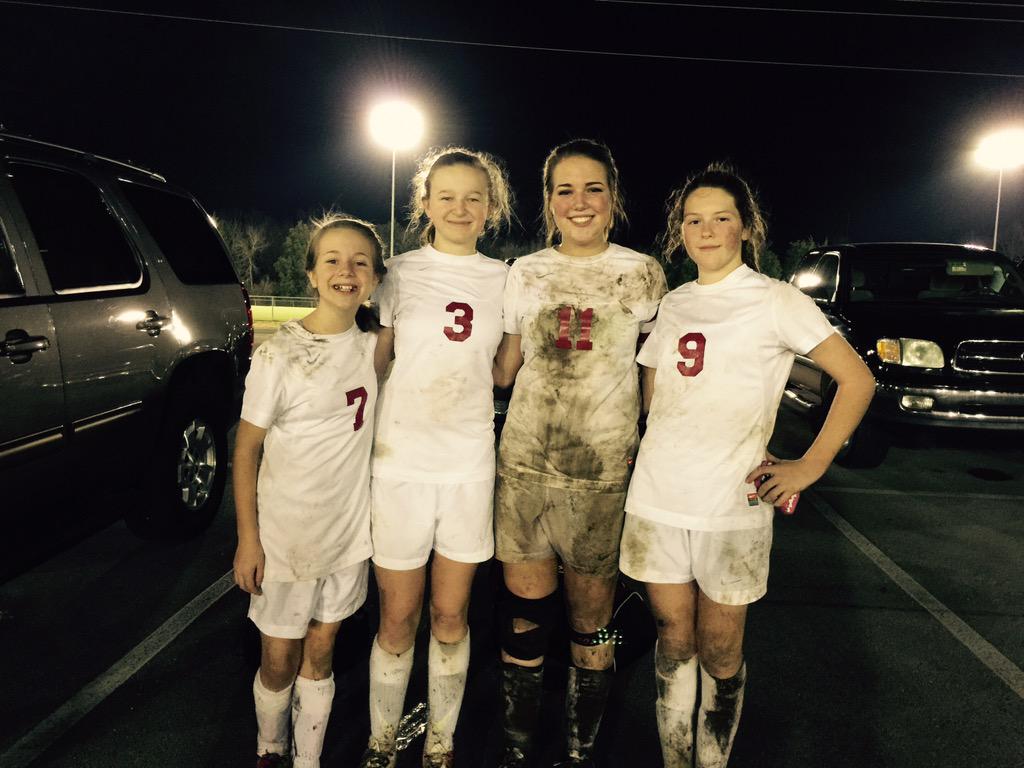 Ed_Henry_HD9's tweet photo. Great first game, now to try and clean those uniforms. @@Othell http://t.co/BTJ0g9SWKK