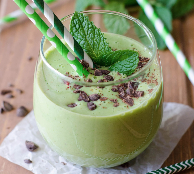 “<a href="/EatThisNotThat/">Eat This, Not That!</a>: Skinny #ShamrockShake anyone? Get the recipe: bit.ly/1AwMOm0 ” <a href="/alainadill/">alainadill</a> 💚💚💚