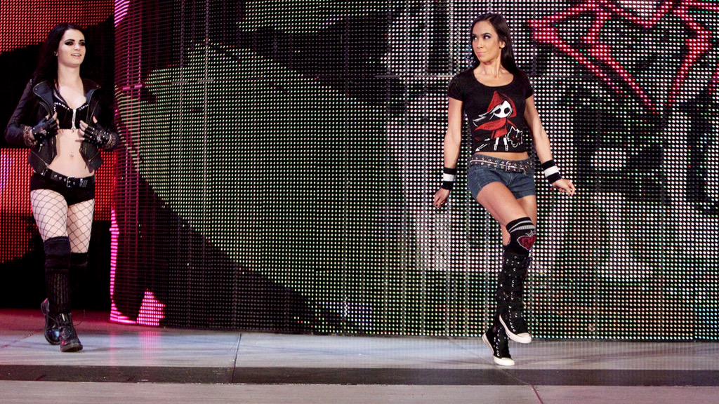 HarleenxLopez_'s tweet photo. {1} ~ || WWE #WWEDesmoines #RAWDesMoines #RAW #RawisDivas #AJLee #Paige #TeamAJ #AJLegion #RamPAIGE #Rampaigers http://t.co/616TuELfbq