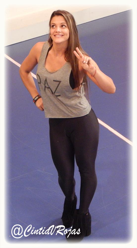 CombateArgInfo's tweet photo. Quien es mas linda?
@azultuzin :fav
@paulitadobom :rt
#Duelo http://t.co/9TLwsQftaA