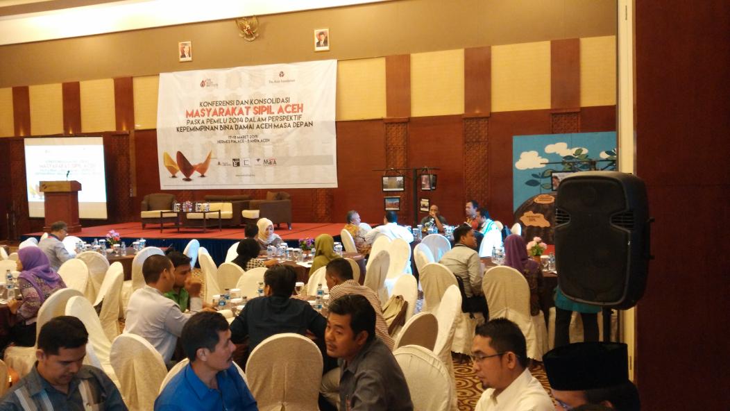 iloveaceh's tweet photo. #fotowarga | @acehinstitute: Konferensi Masyarakat Sipil Aceh di Hermes Palace Hotel #KMSAceh http://t.co/IuoHtSfcUX