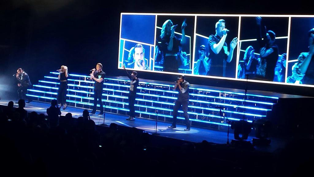 hipsterhoying's tweet photo. #PTXBOS http://t.co/g0NbvVilZC