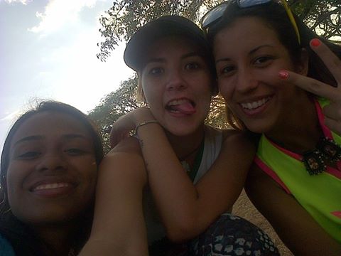 katygutierrez2's tweet photo. Mis niñas bellas #FamiliaTribu #CorazónTribu #UltimateFrisbee #55 #37 #1 http://t.co/3beMVf1Dvy