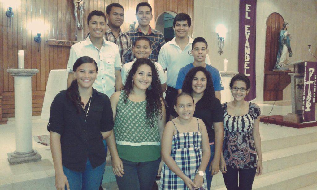 althiarys's tweet photo. Gracias a Dios, nuestro primer aniversario y vendran muchos más. WPP - ABP 😎 http://t.co/Tiu70xdAzH