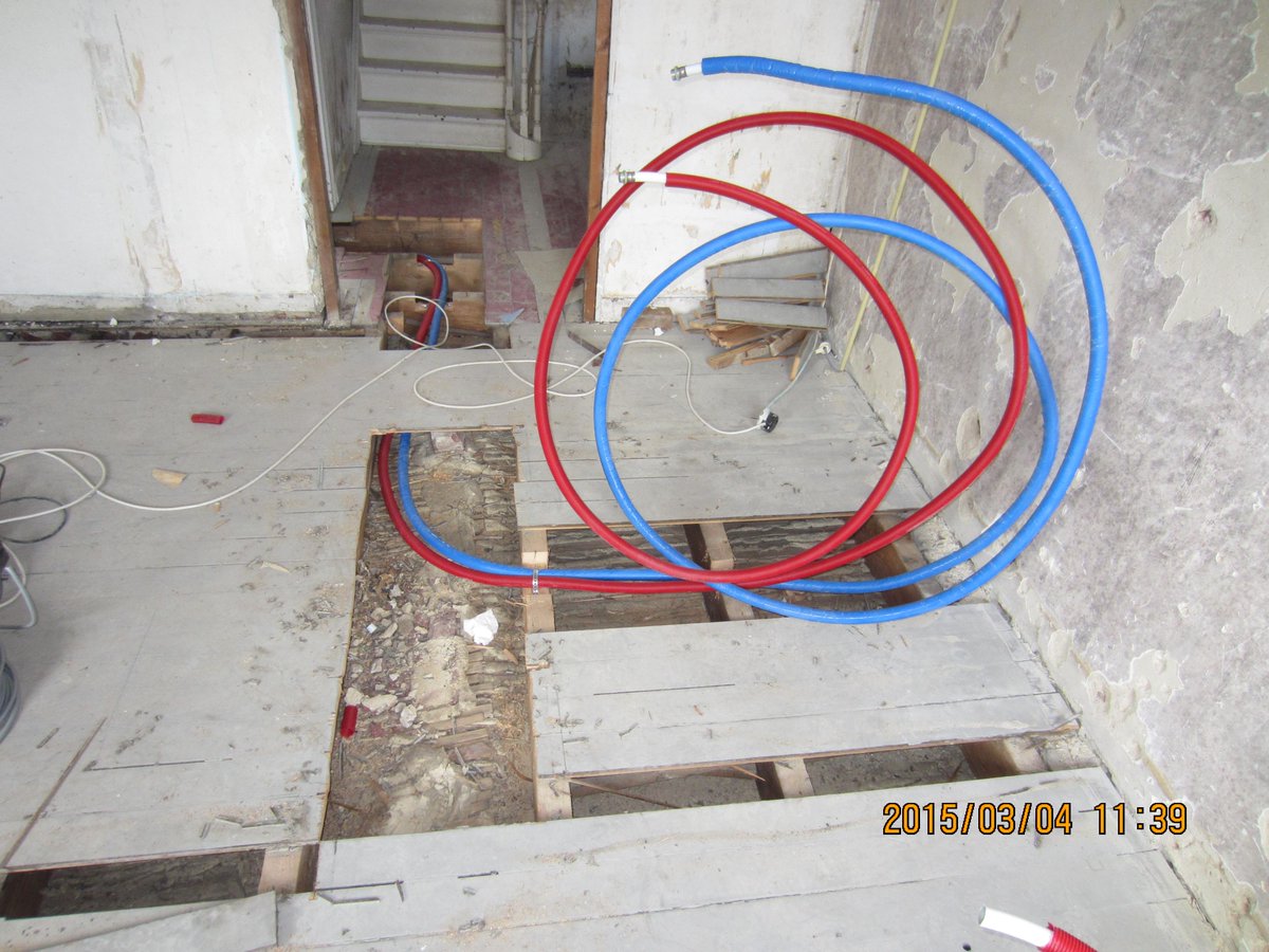 JeanGrell's tweet image. Notre nouveau chantier, la rénovation complète d'une maison modeste..
Les travaux débutent..