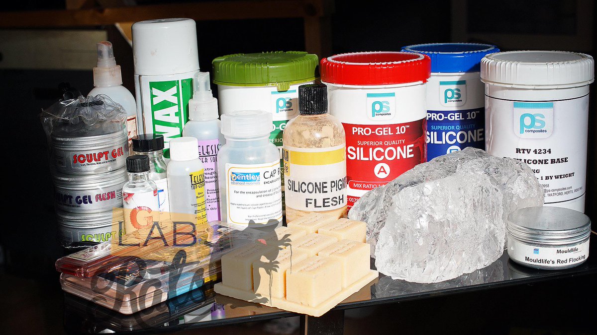 dwyzak's tweet image. £322 of FX materials, we need more for the gore so implore you to help :-) kickstarter.com/projects/14049… #fx @LabRatsHorror