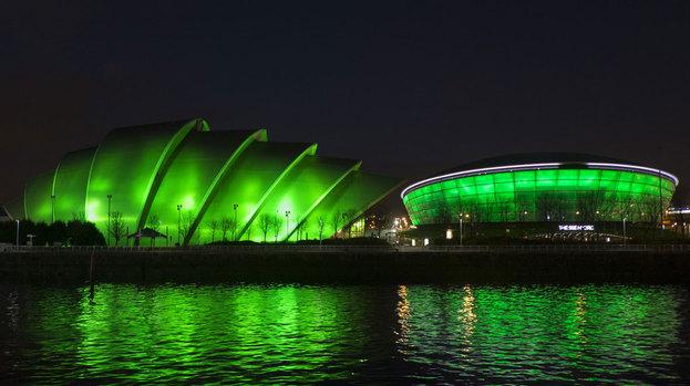GLA_Airport's tweet photo. Happy #StPatricksDay everyone! We're loving how the @TheSSEHydro are celebrating Ireland's national day. http://t.co/ON1OghUa1t