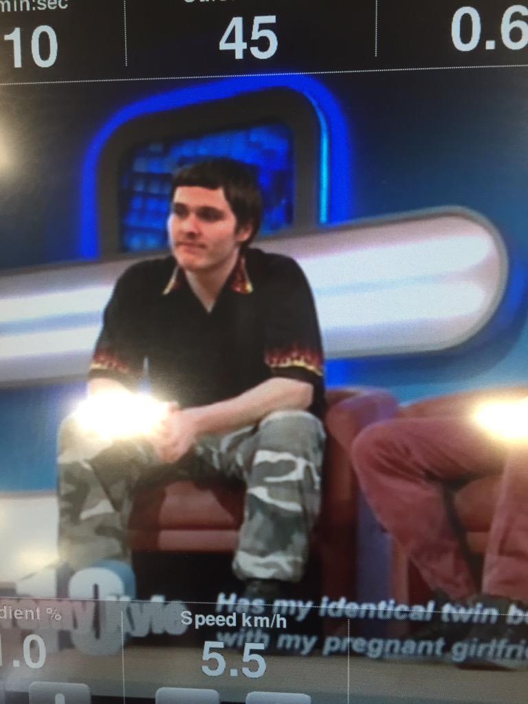 AbbyInez's tweet photo. @BenStancombe I found an older you on the Jeremy Kyle show 😂😂#firetee http://t.co/y2cmgEbYiX