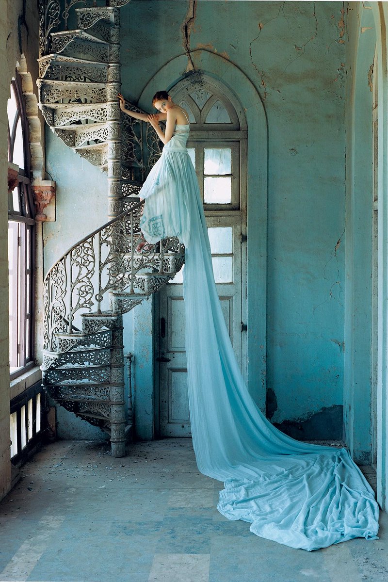 BritishVogue tweet picture