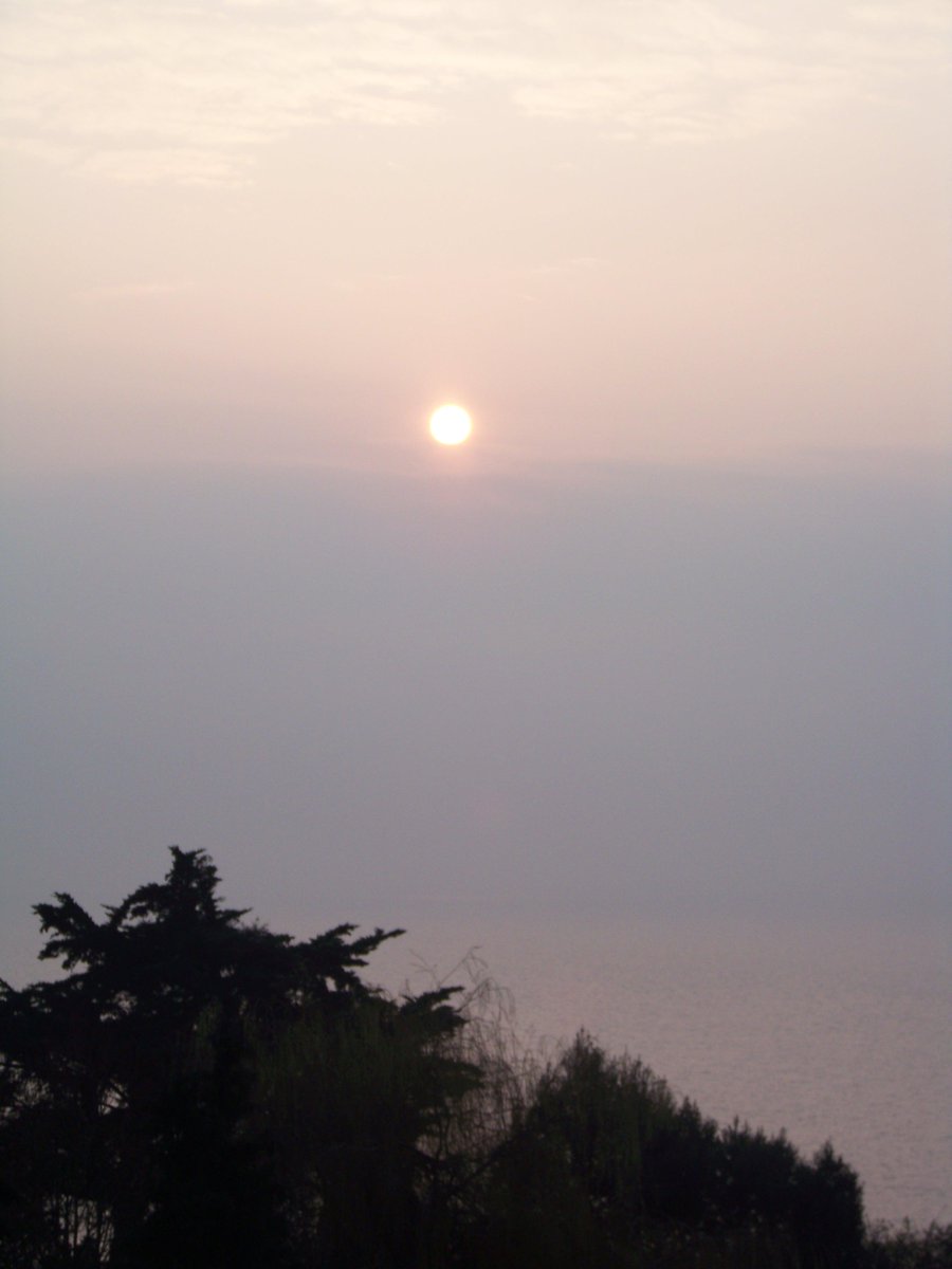 bientôt le rendez-vous du siècle !!!!! grande marées et éclipse : J-4