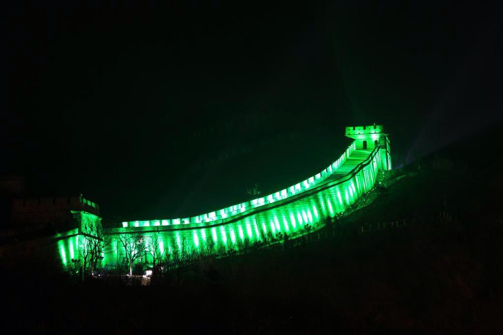 IrelandEmbGB's tweet photo. Fantastic #GlobalGreening for #StPatricksDay in Rome, Pisa and Beijing! http://t.co/dDXZvflmkU