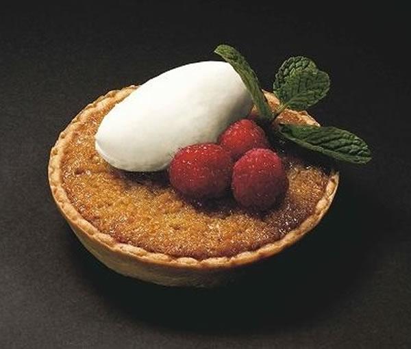 Twitter 上的 ポッターマニア Usj春の最新情報 Usjハリポタ エリアに ハリーの大好物 糖蜜タルト が新登場 18日から販売 Http T Co Ka9wcpzihm Usj ハリー ポッター Http T Co Hupohophms Twitter