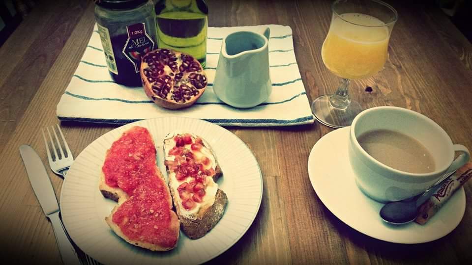 withoutglu's tweet photo. Qué mejor forma de empezar el día que con un completo y saludable desayuno sin gluten! #glutenfree #breakfast #gluten http://t.co/7w5yH2lf3c