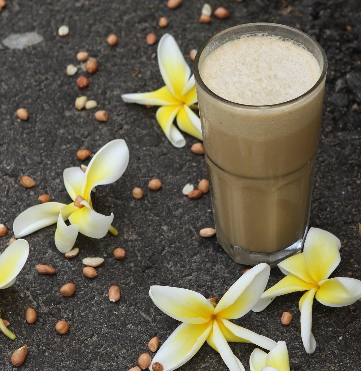 cocoveranda's tweet photo. Kill that heat with a Peanut Lite! ;) #CWCSpecials #CWC2015 #CocoVeranda #Cmb #lka http://t.co/W0SDDR6kl5