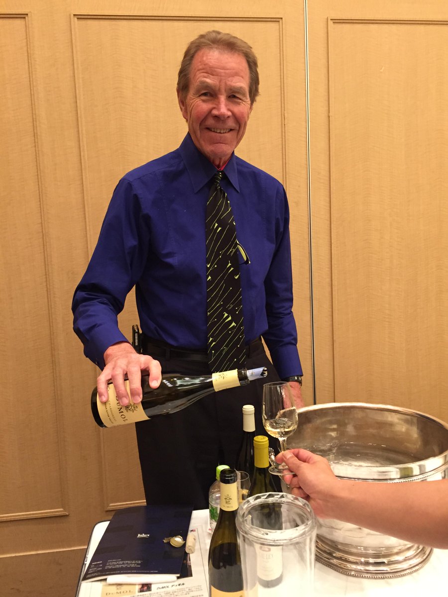 VinAsiaWines's tweet photo. Touring Japan with Josh Jensen @Calera_Winery. Stay tuned! http://t.co/OJrIpxVR6m