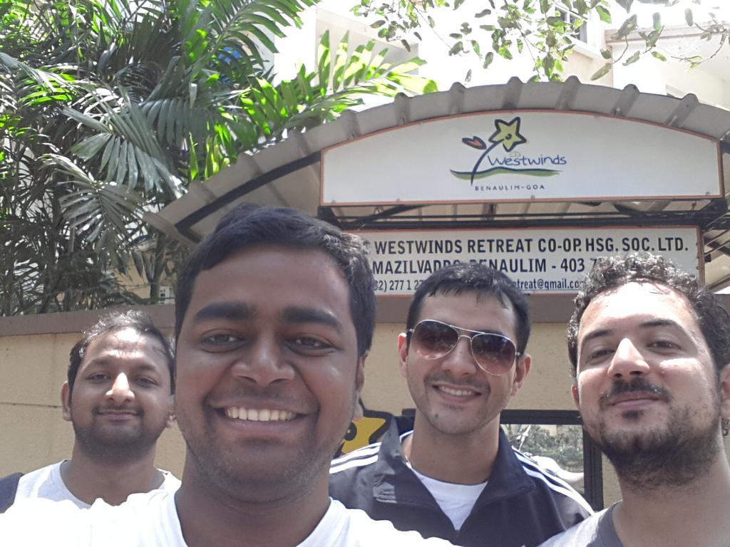 siva_epari's tweet photo. Farewell to @_rahulshinde and @ashclimb from #drupalgoa2015 http://t.co/FXKQhUKNNJ